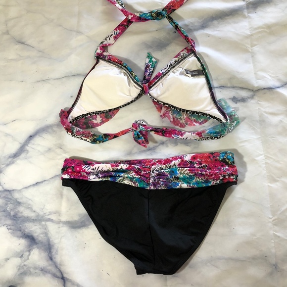 Kenneth Cole Reaction Floral & Black Bikini - Picture 5 of 8